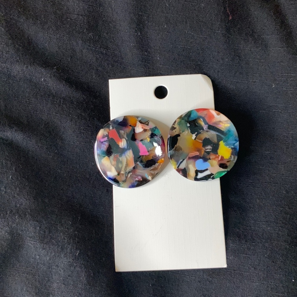 Colorful stud earrings